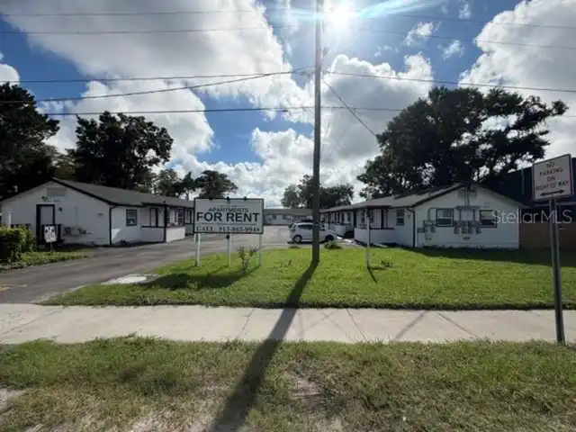 Listing Photo 9