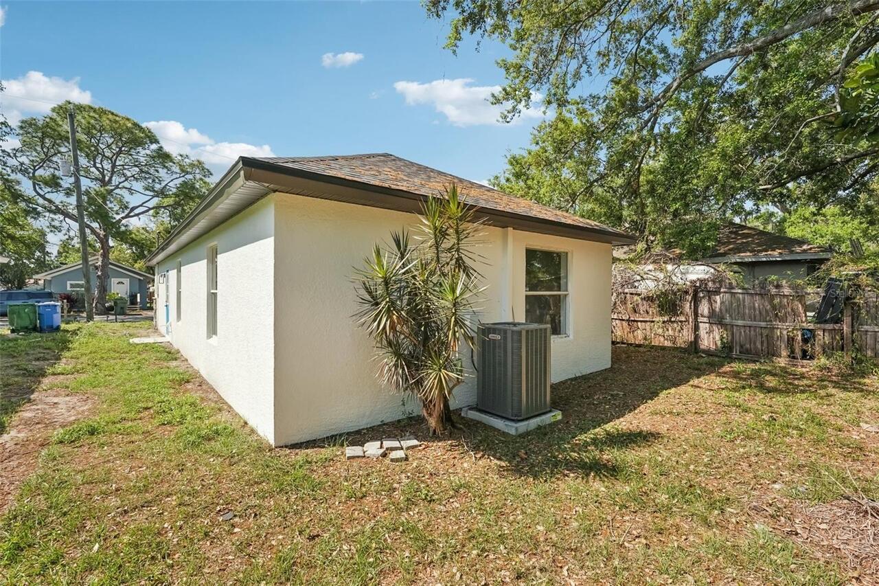 Listing Photo 14