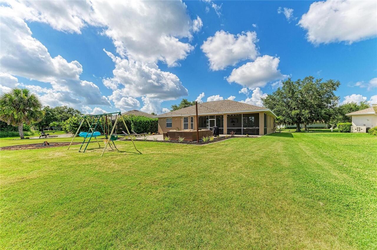 Listing Photo 43