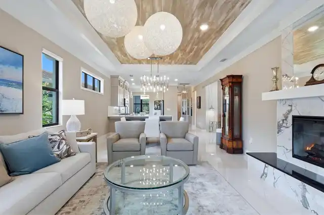 Listing Photo 11