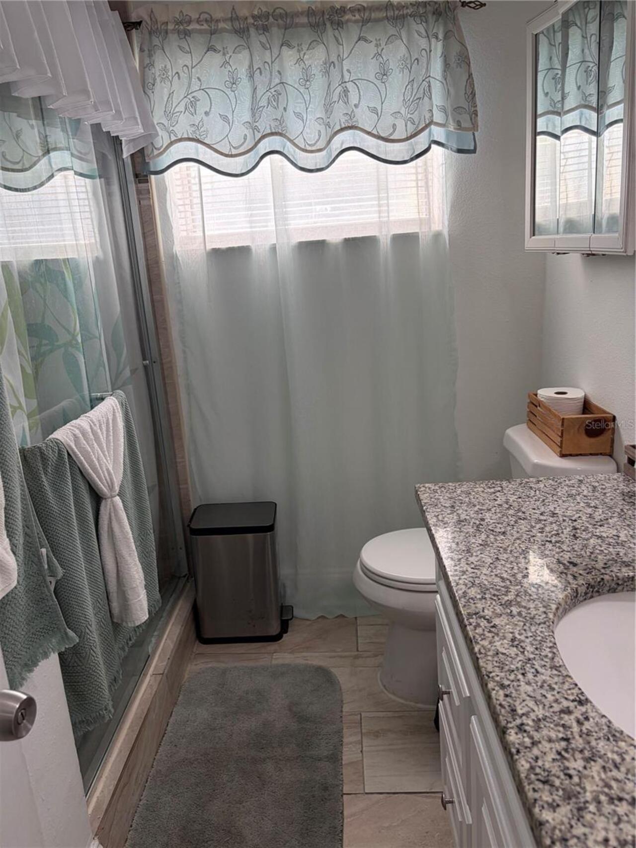 Listing Photo 11