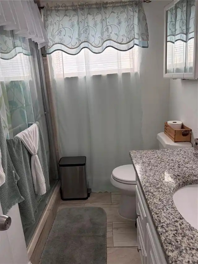 Listing Photo 11