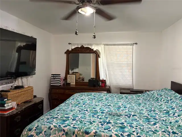 Listing Photo 16