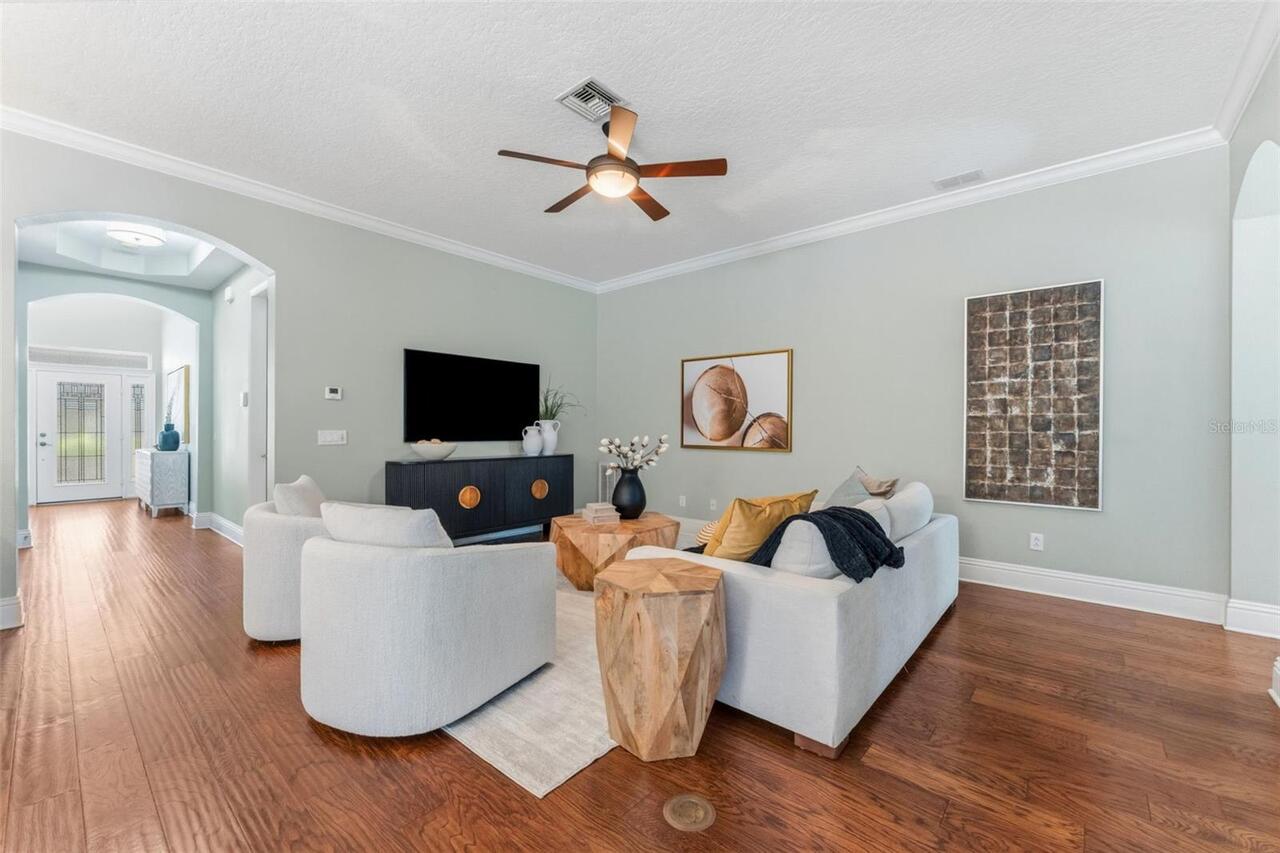 Listing Photo 7