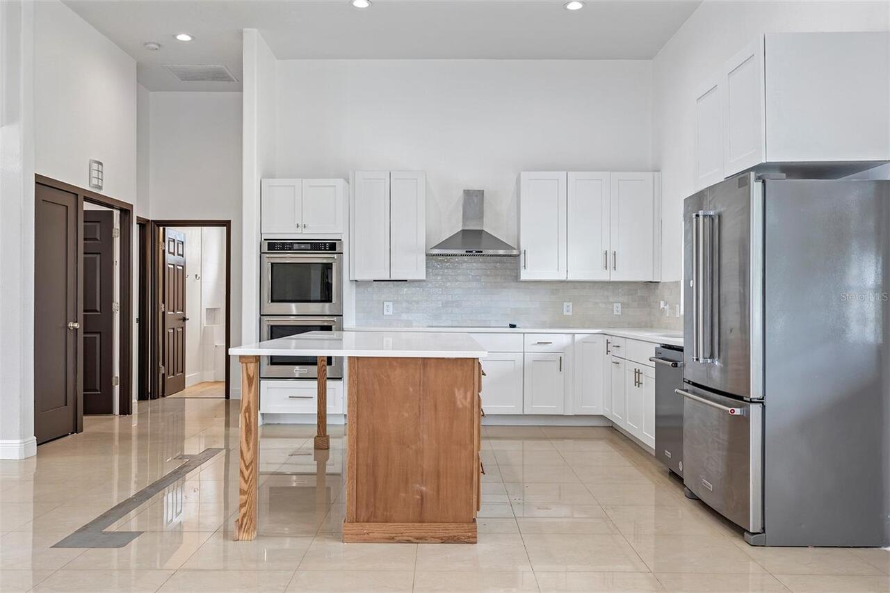 Listing Photo 10