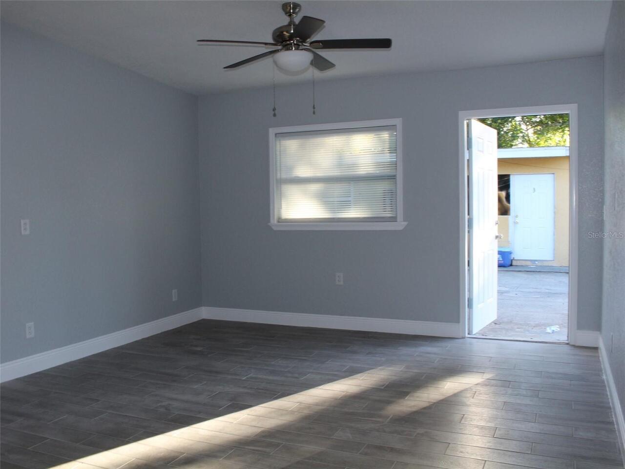 Listing Photo 9