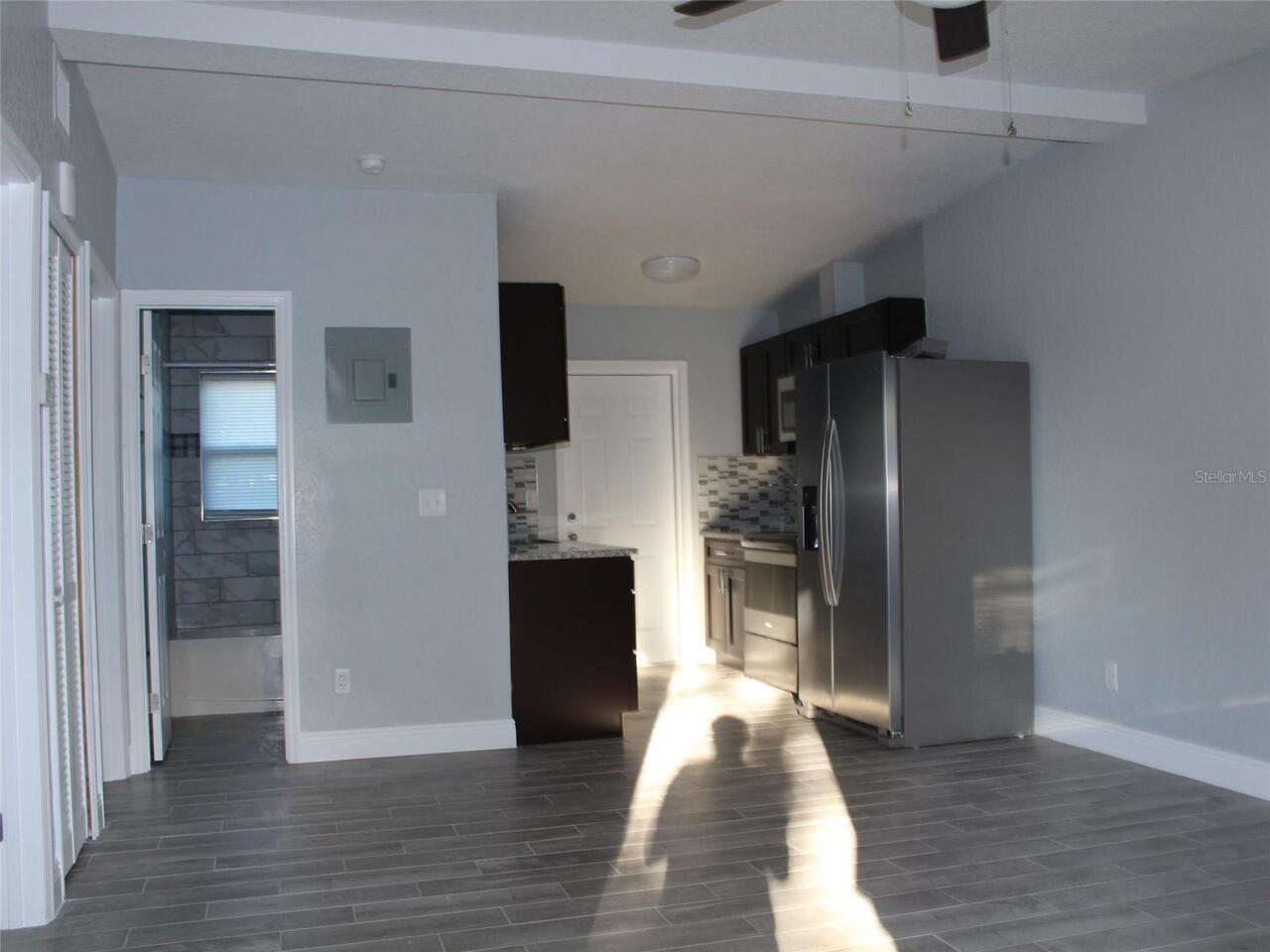 Listing Photo 10