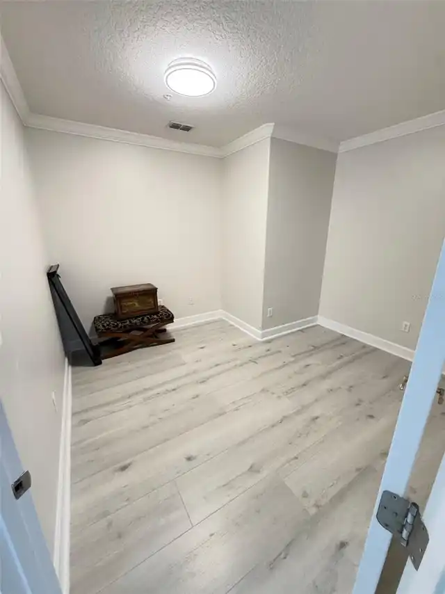 Listing Photo 35