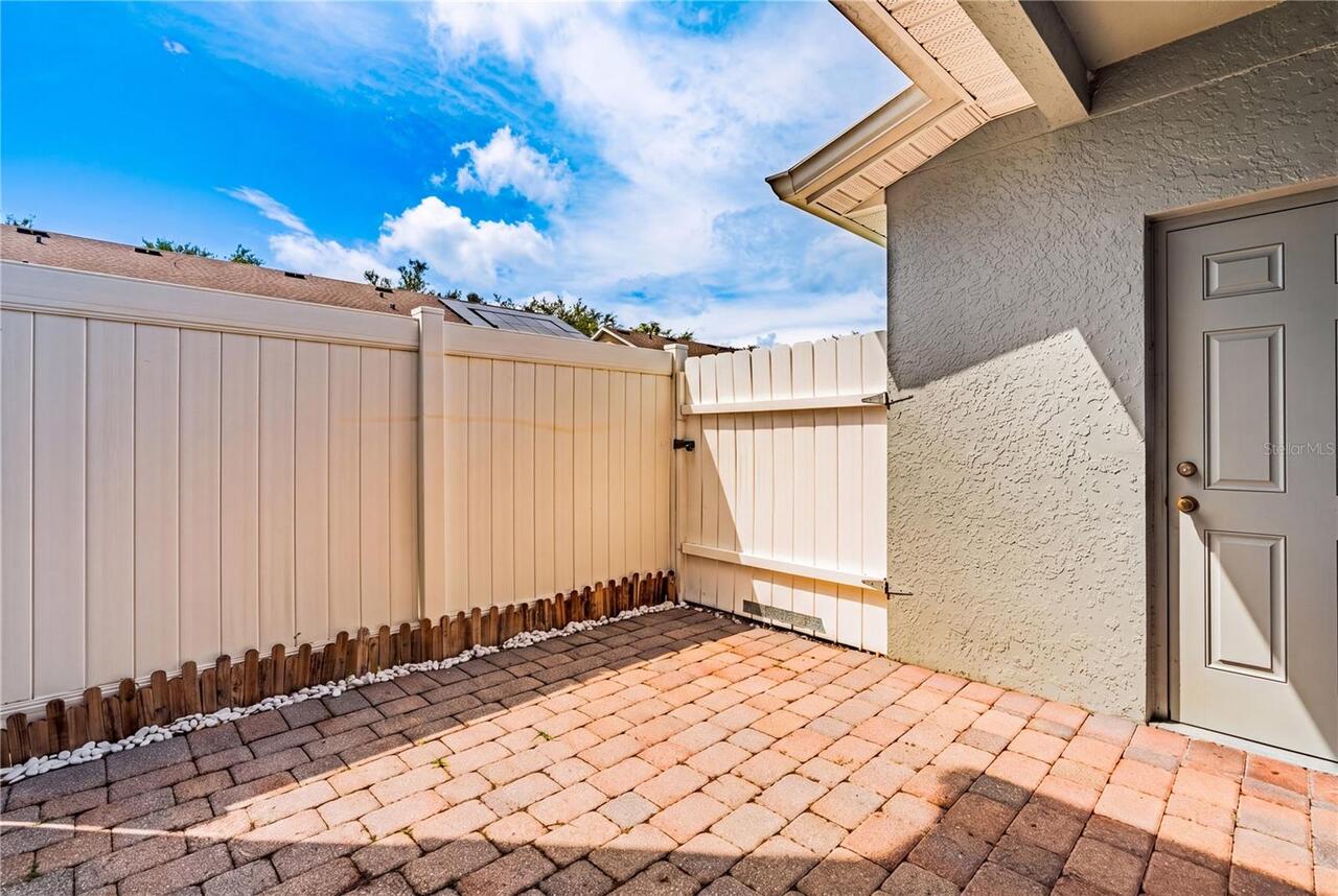 Listing Photo 6