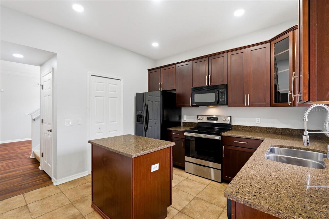 Listing Photo 15