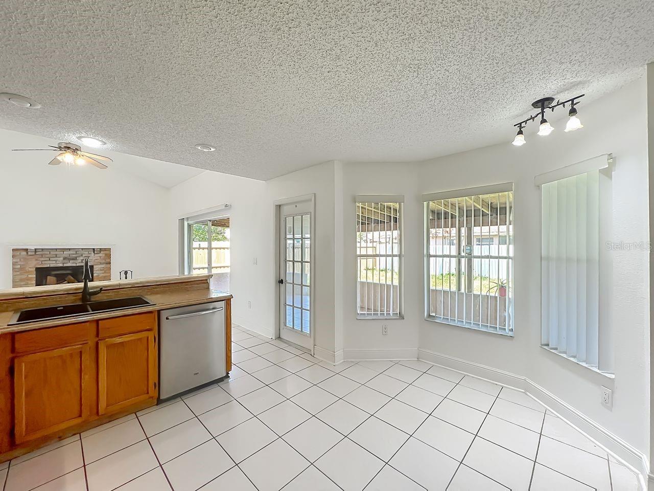 Listing Photo 16
