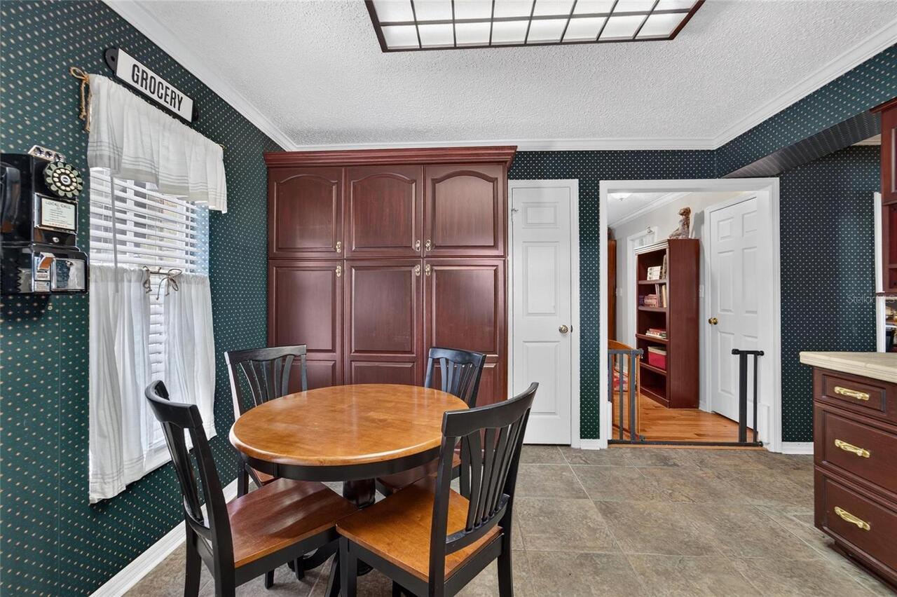 Listing Photo 17