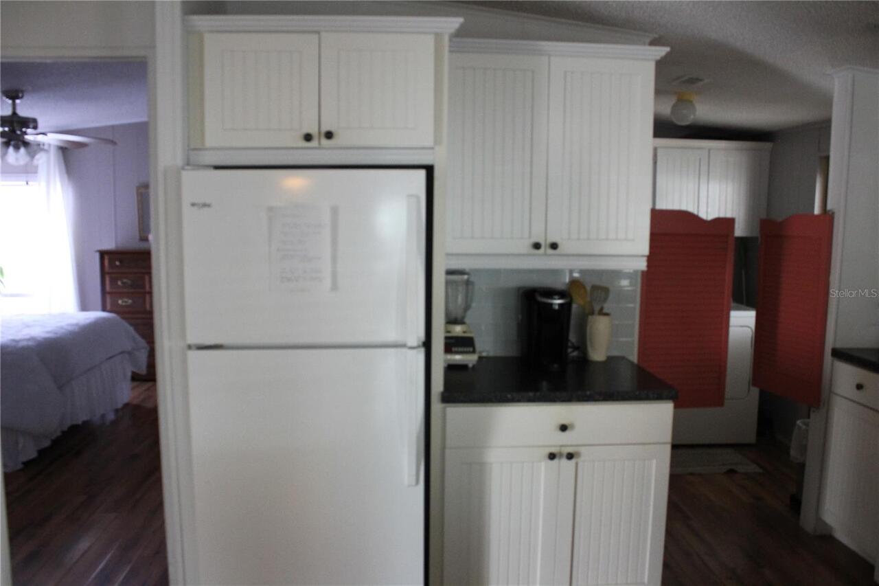 Listing Photo 9