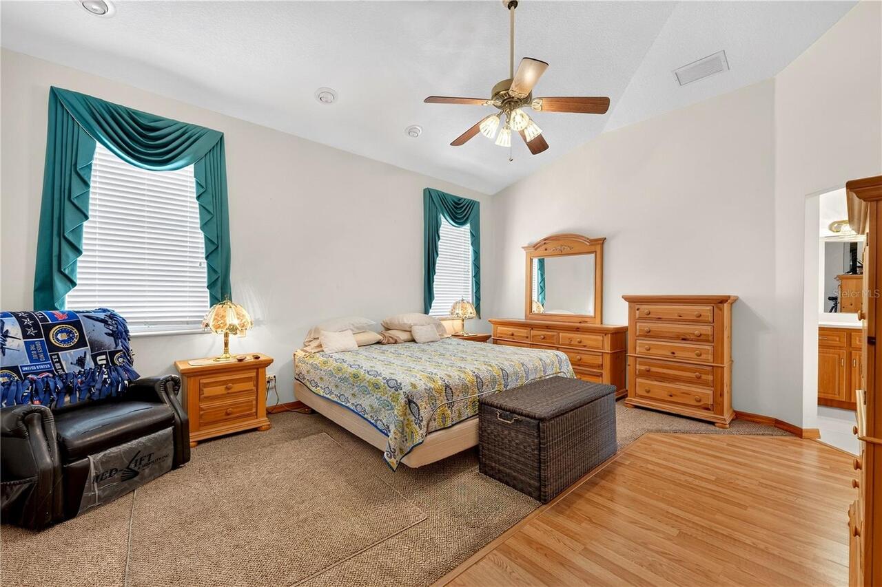 Listing Photo 24