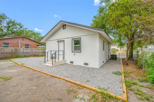 Listing Photo 19