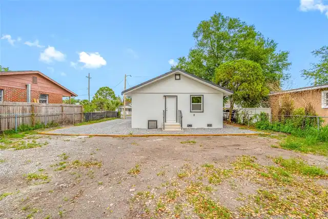 Listing Photo 22