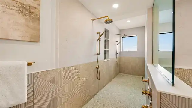 Listing Photo 45