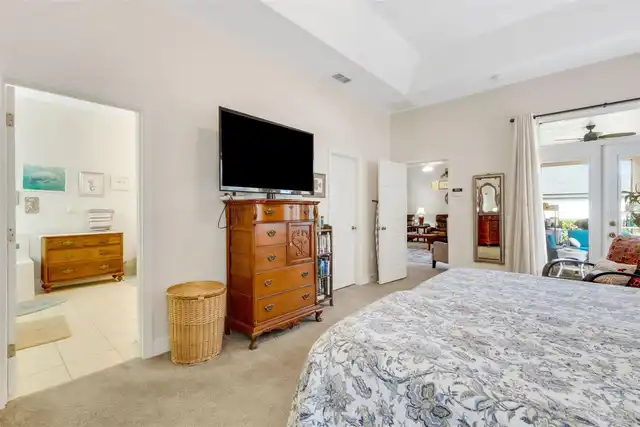 Listing Photo 24