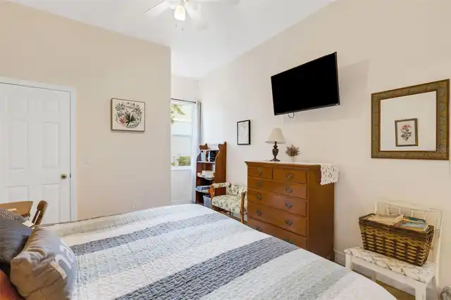 Listing Photo 28