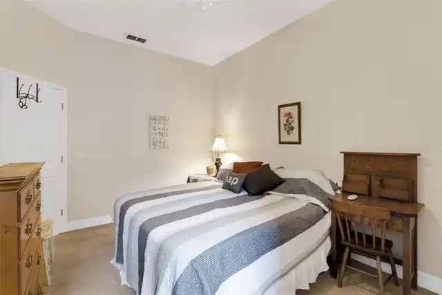 Listing Photo 29