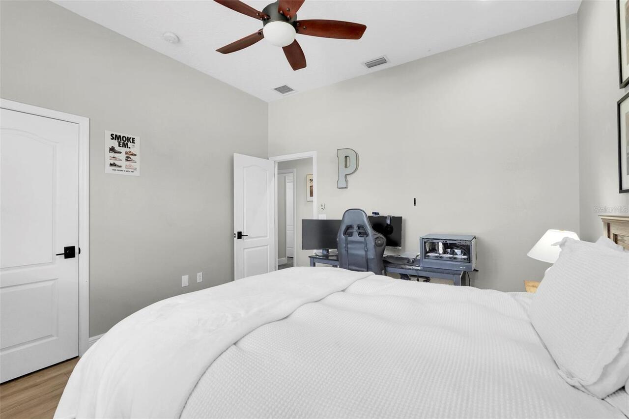 Listing Photo 32