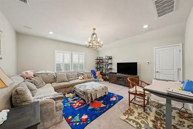 Listing Photo 21