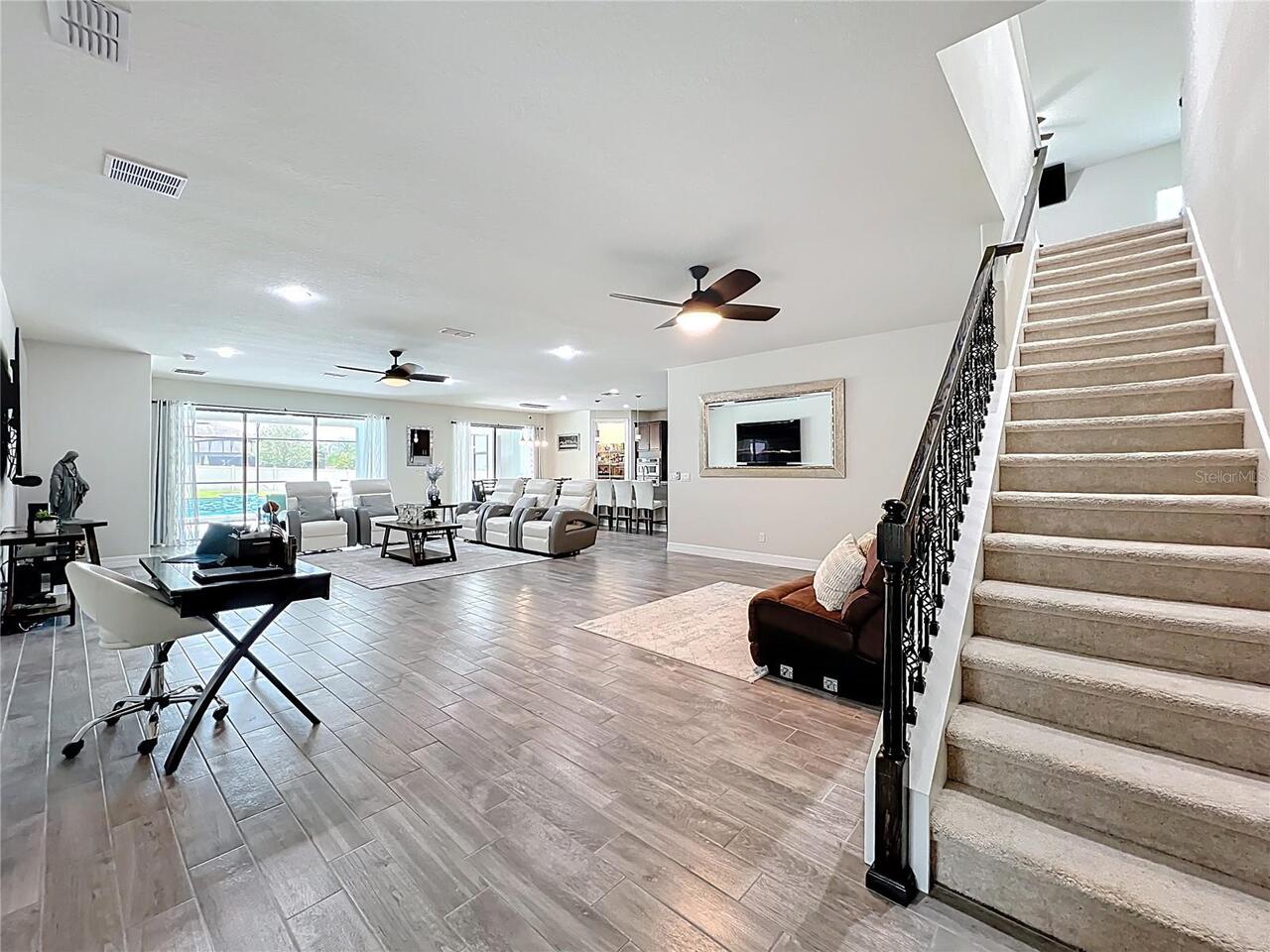 Listing Photo 12
