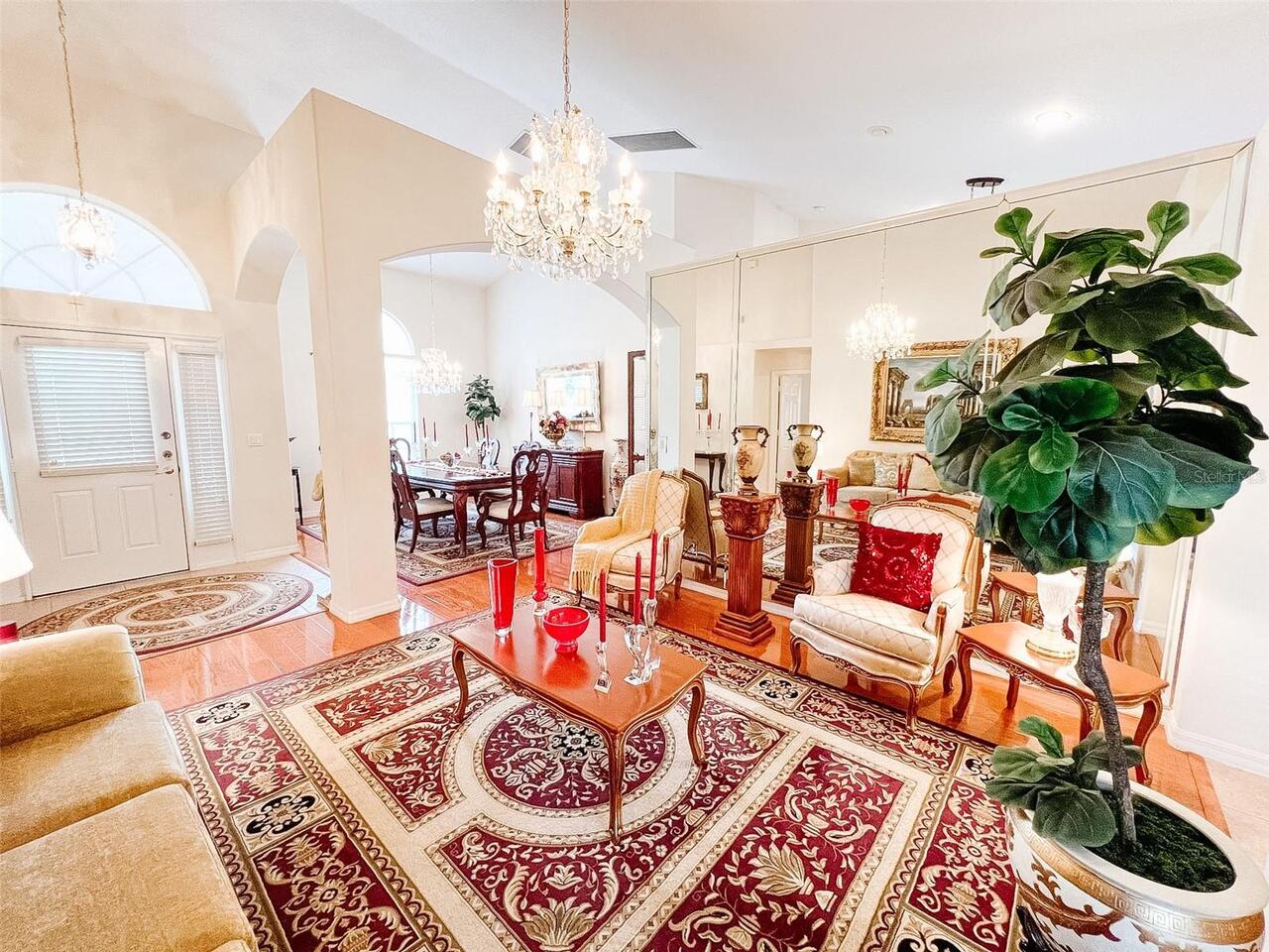 Listing Photo 8