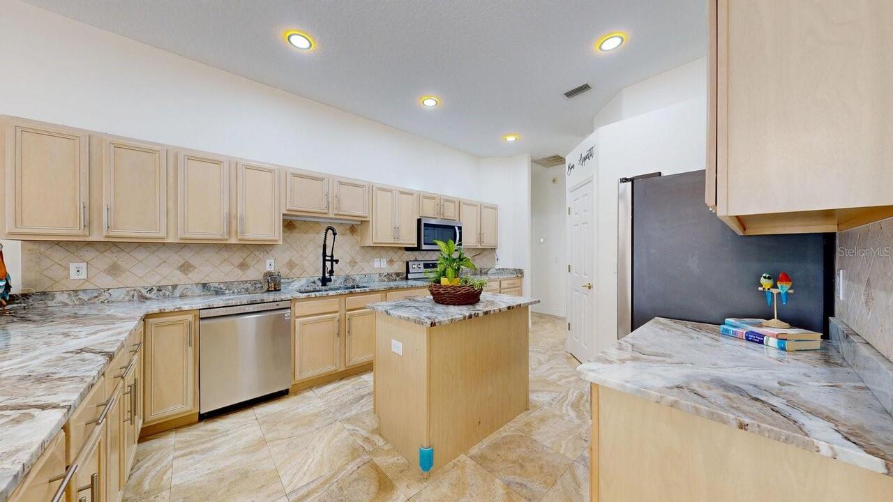 Listing Photo 18