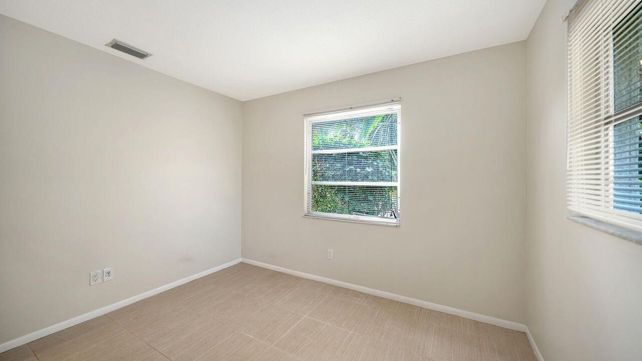 Listing Photo 33