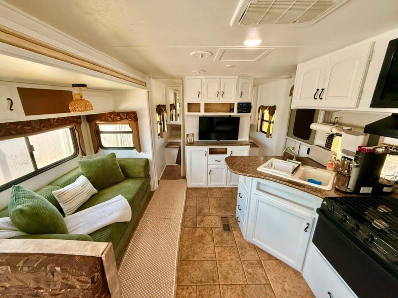 Listing Photo 7