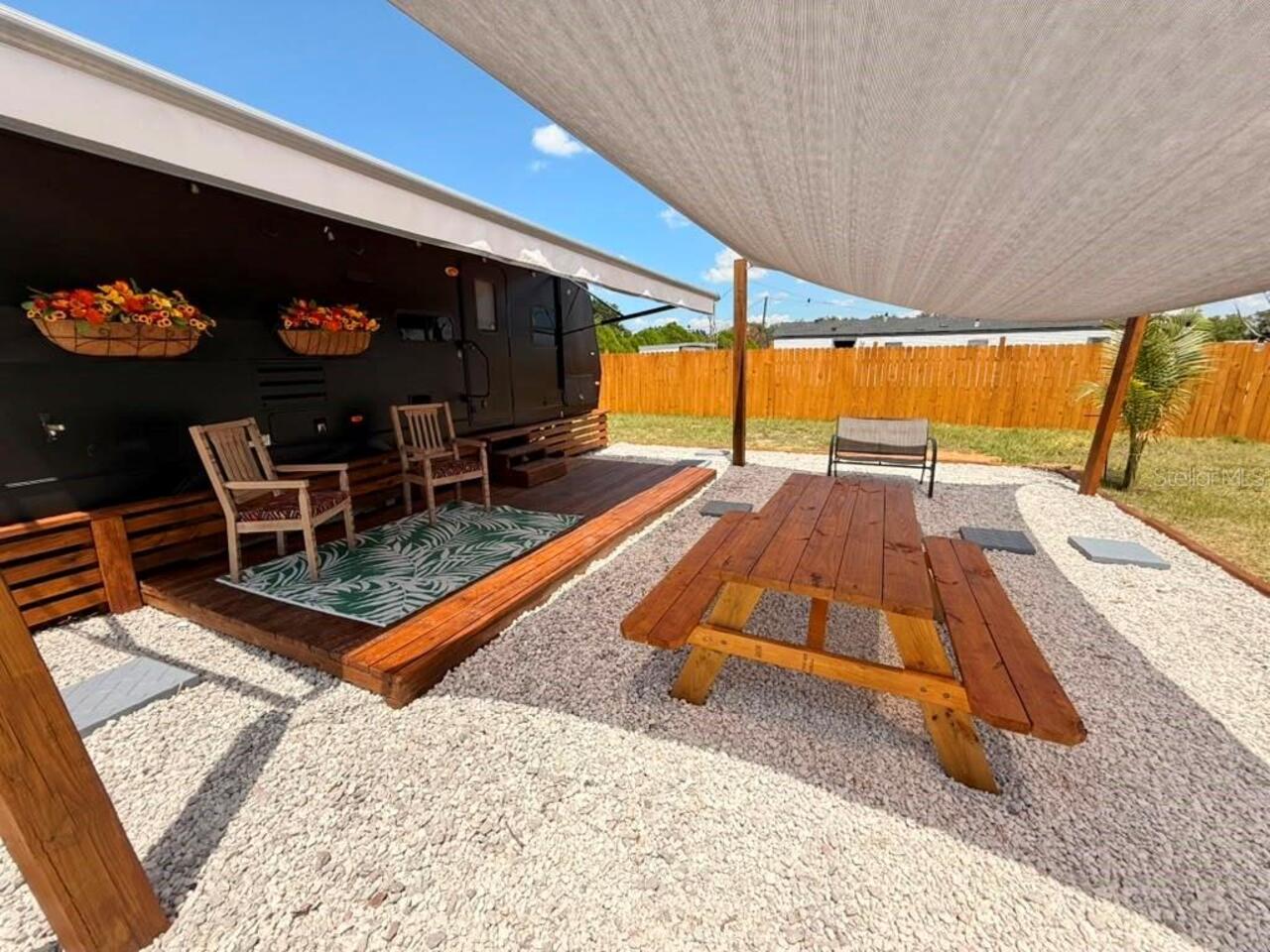 Listing Photo 18
