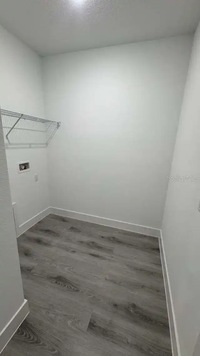 Listing Photo 11