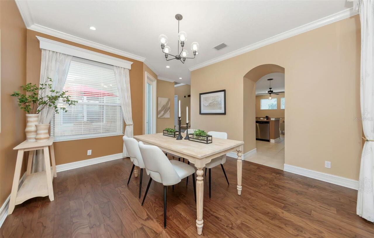 Listing Photo 9