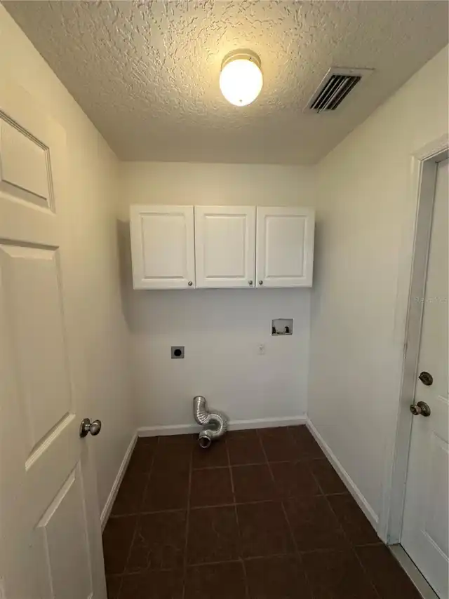 Listing Photo 33