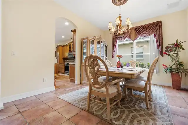 Listing Photo 17