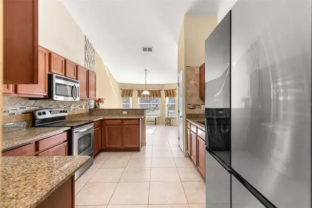 Listing Photo 18