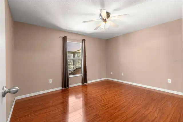 Listing Photo 35