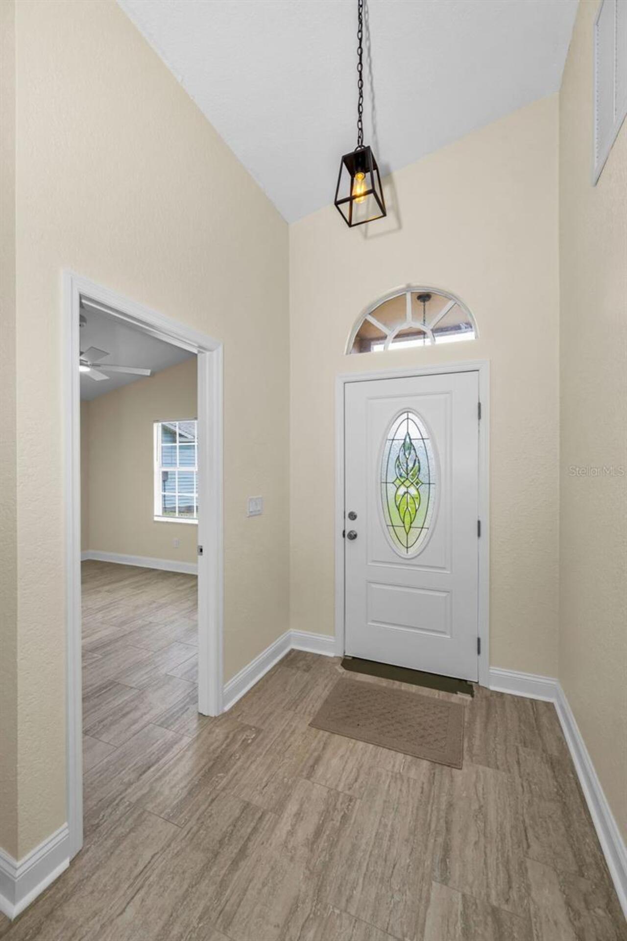 Listing Photo 8