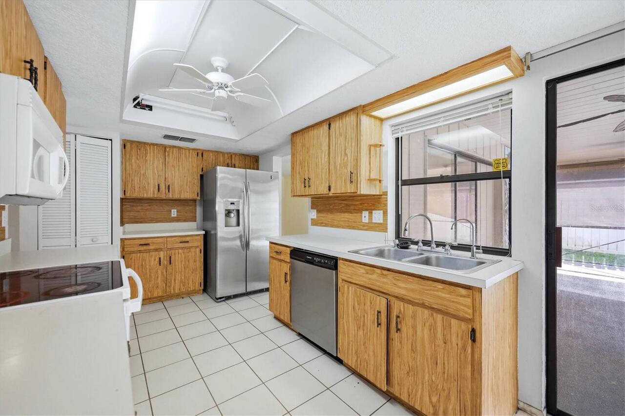 Listing Photo 10