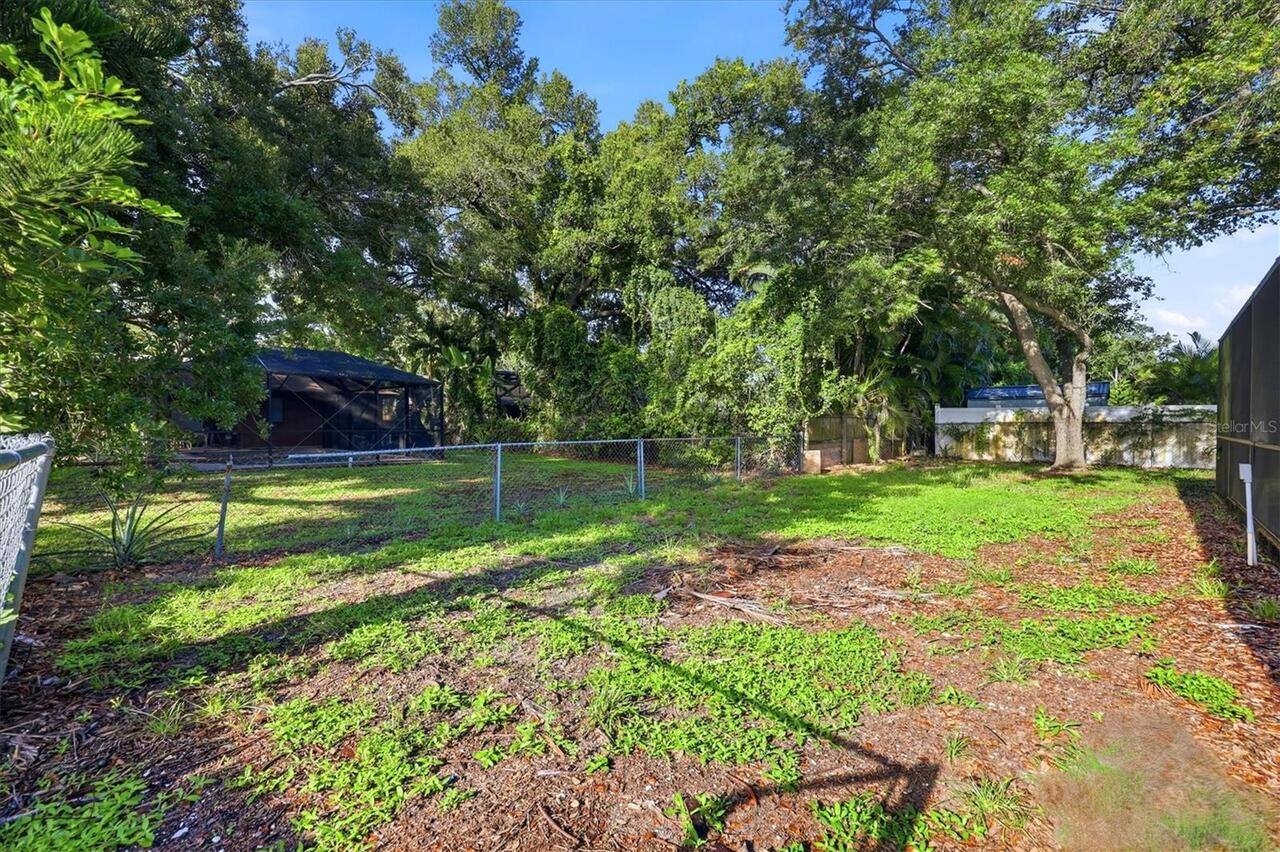 Listing Photo 32