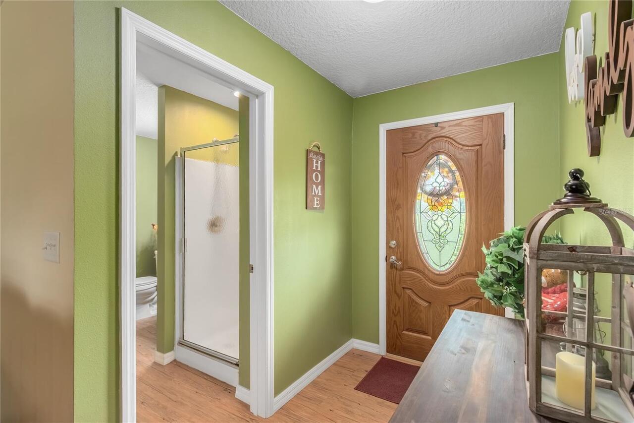 Listing Photo 12