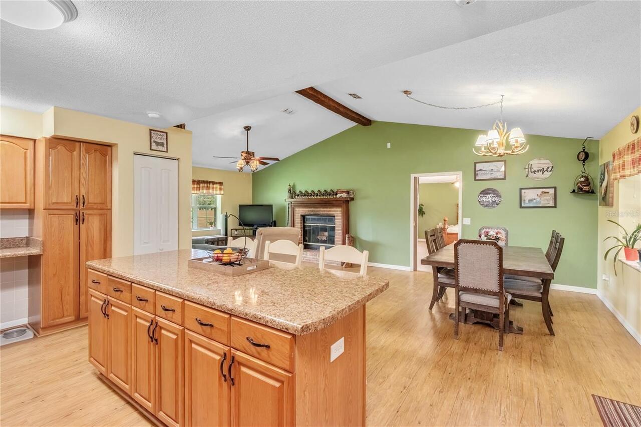 Listing Photo 18
