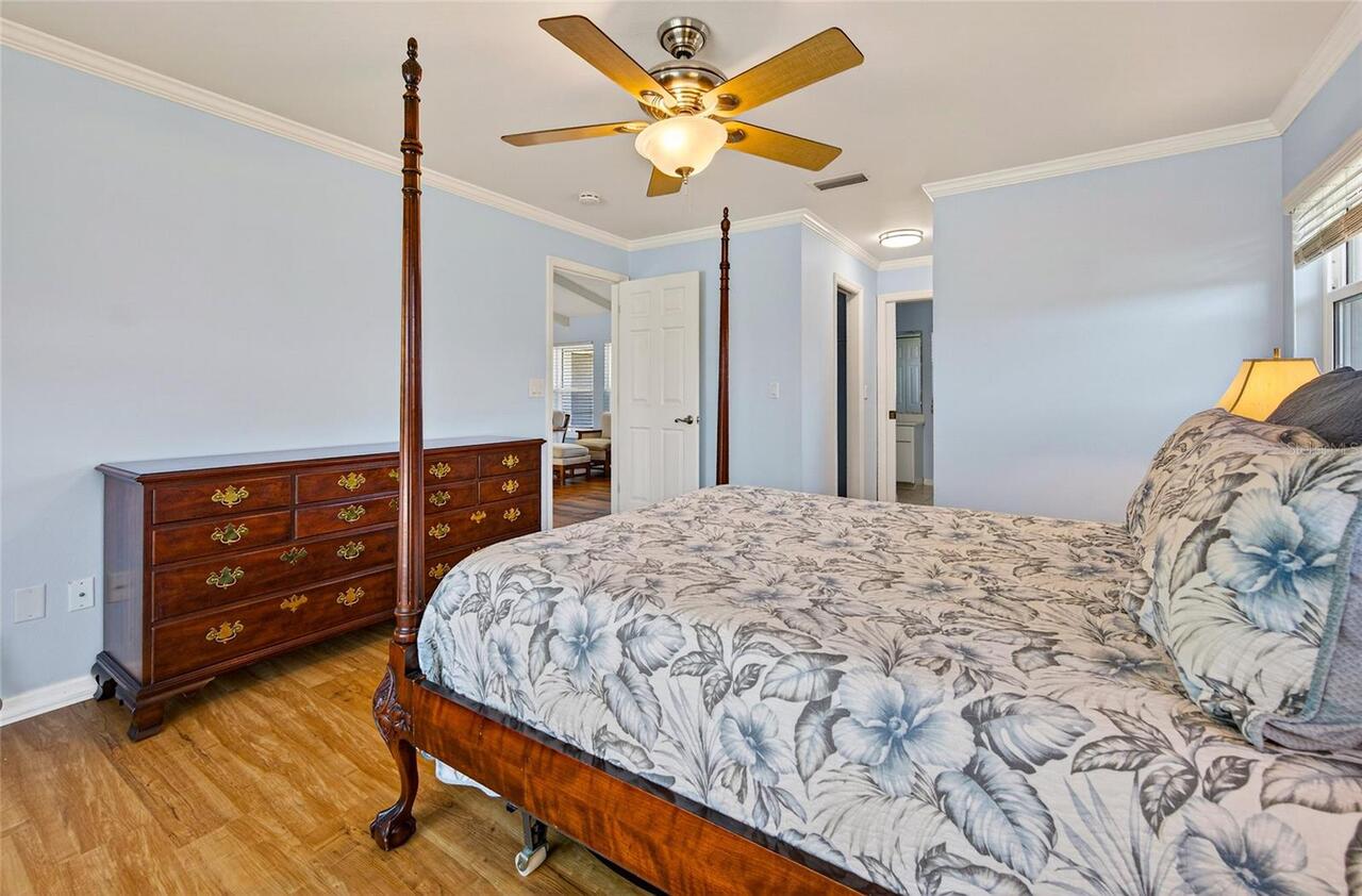 Listing Photo 37