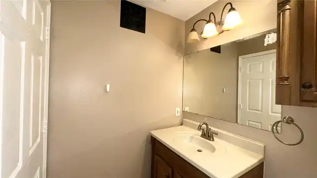 Listing Photo 34