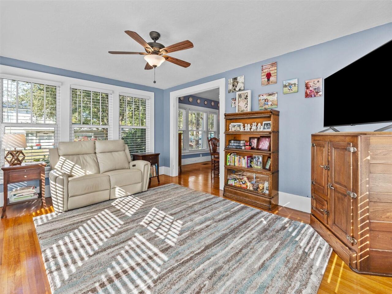 Listing Photo 9