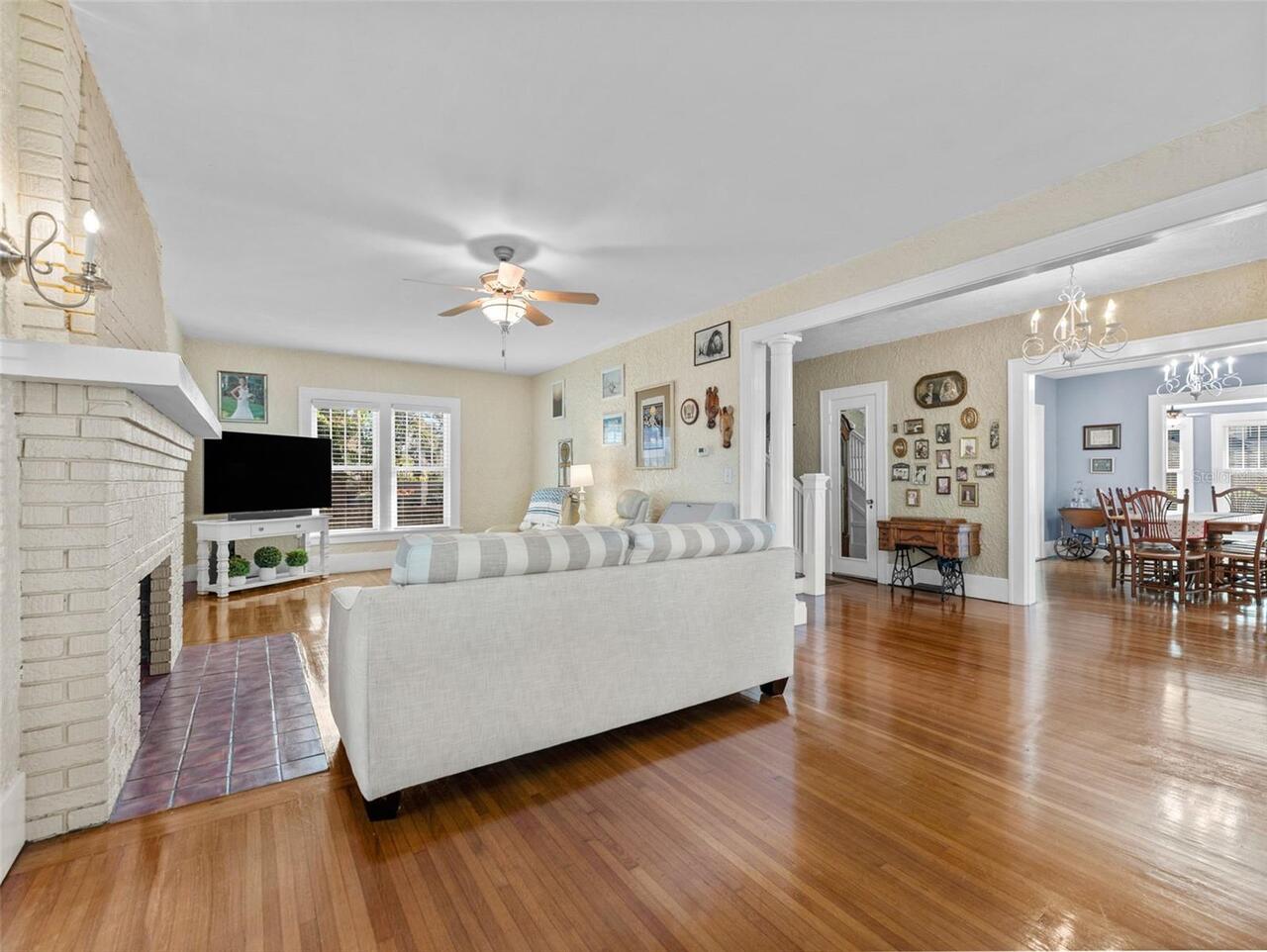 Listing Photo 14