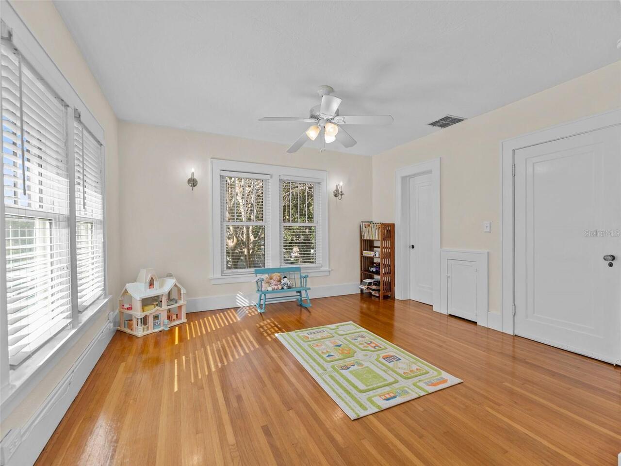 Listing Photo 28