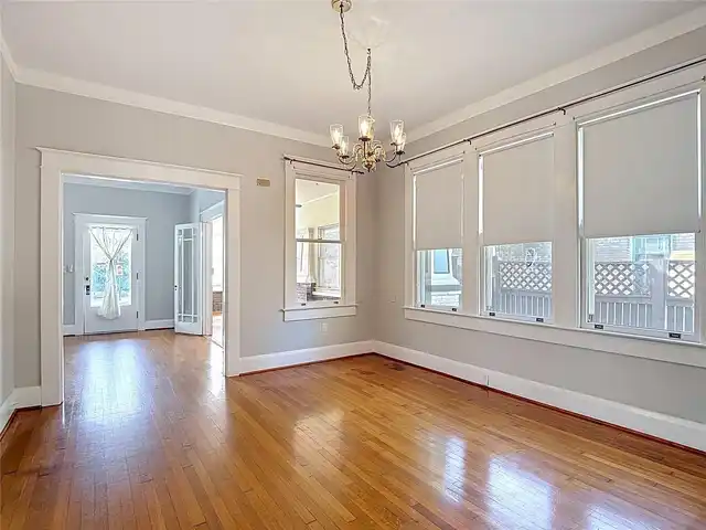 Listing Photo 14
