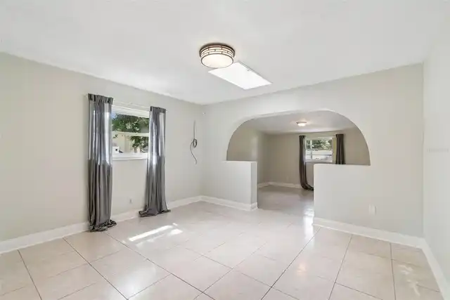 Listing Photo 16